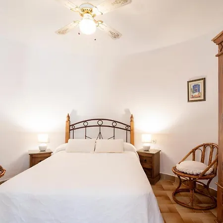Margarita 85 By Book Menorca * Сон-Боу