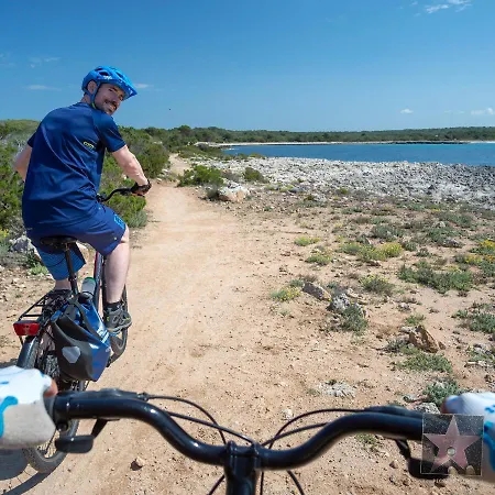 Margarita 85 By Book Menorca