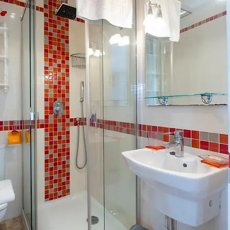 Margarita 85 By Book Menorca